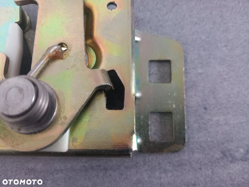 Zamek maski Ford Escort 1995-2001 7219141 - 9