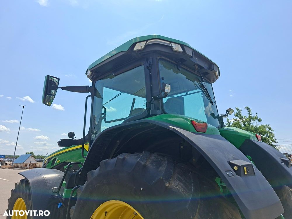John Deere 8R 310  4x4 - 19