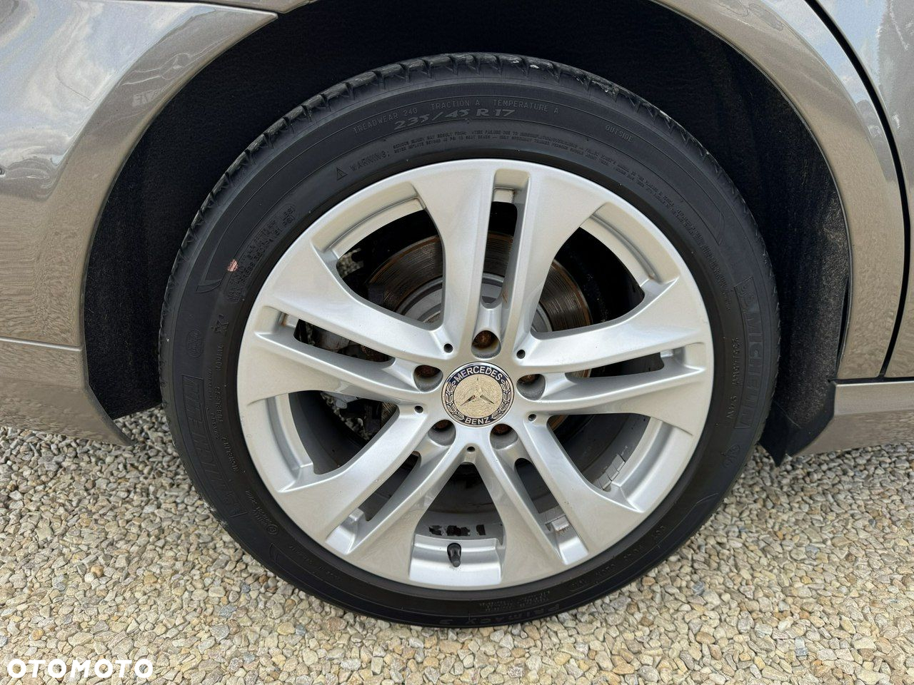 Mercedes-Benz Klasa E - 26