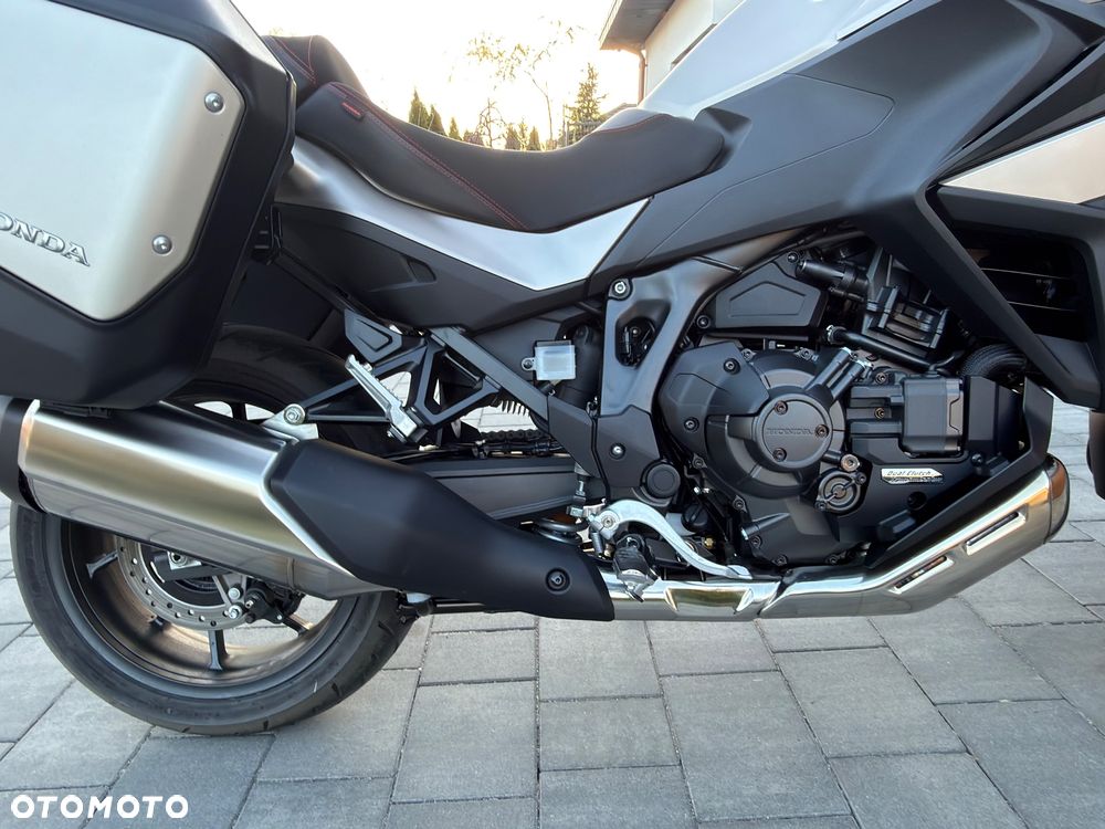 Honda NT - 7