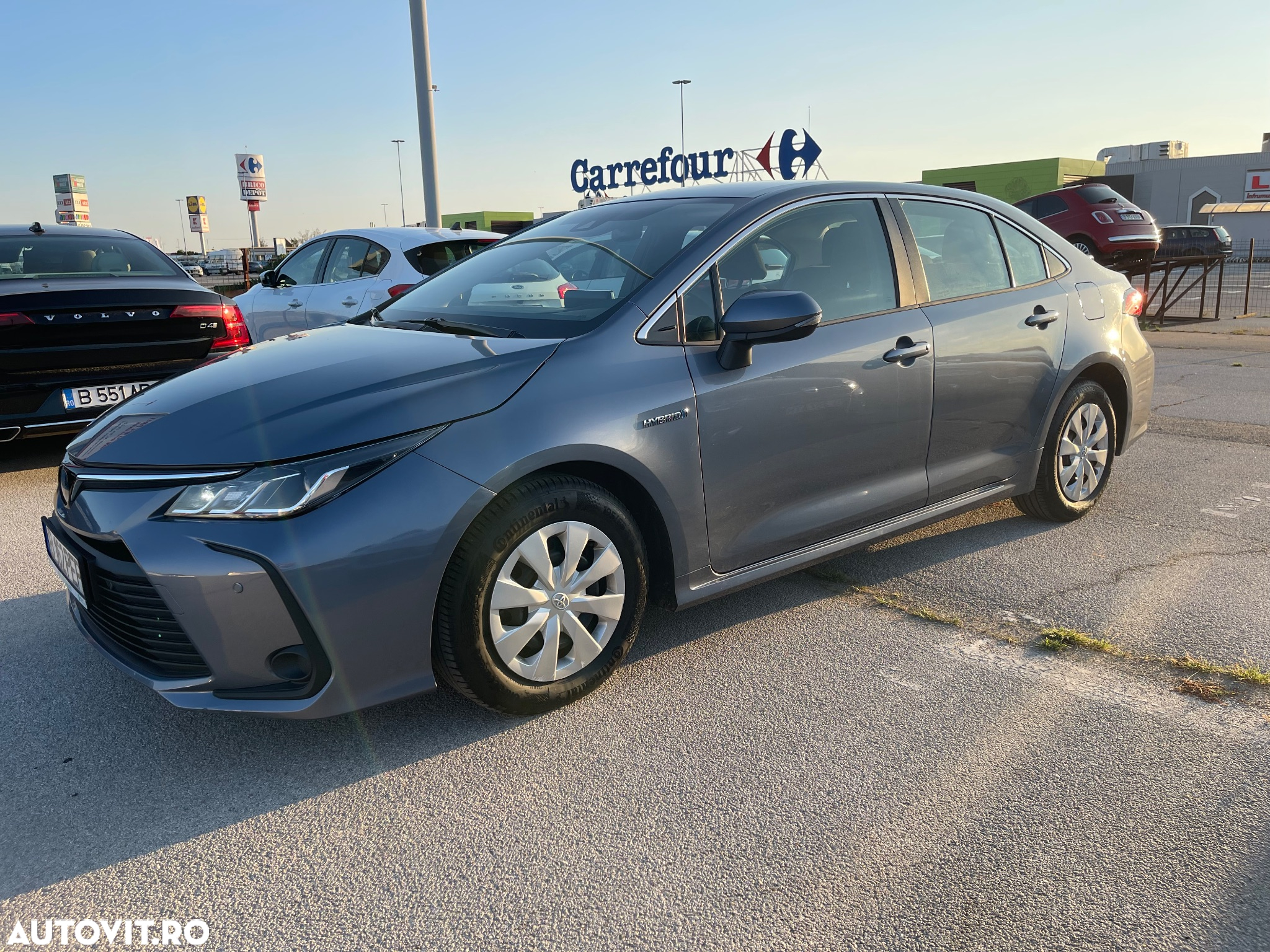 Toyota Corolla 1.8 HSD Business - 2