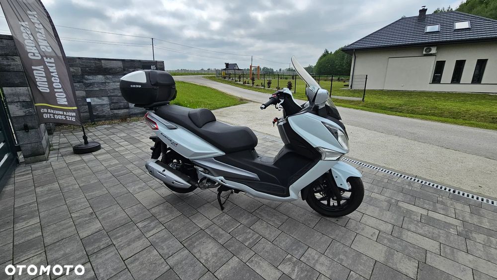 SYM GTS - 11