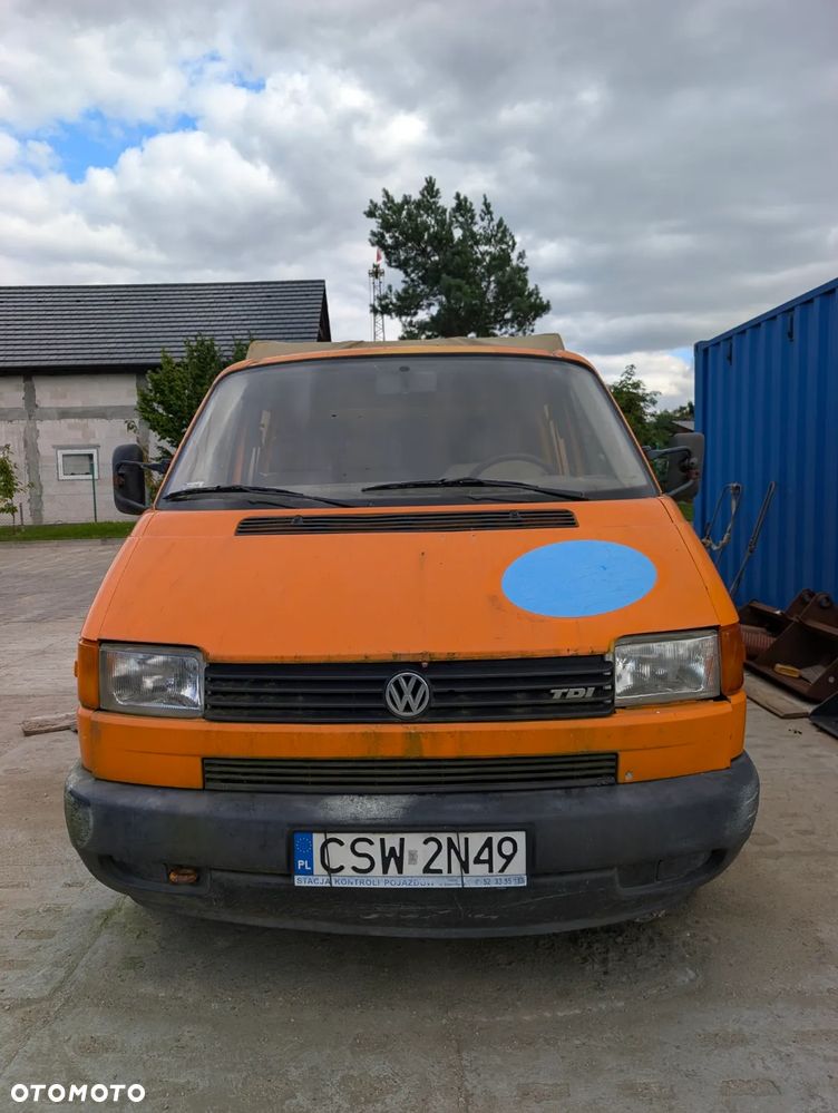 Volkswagen Transporter - 2
