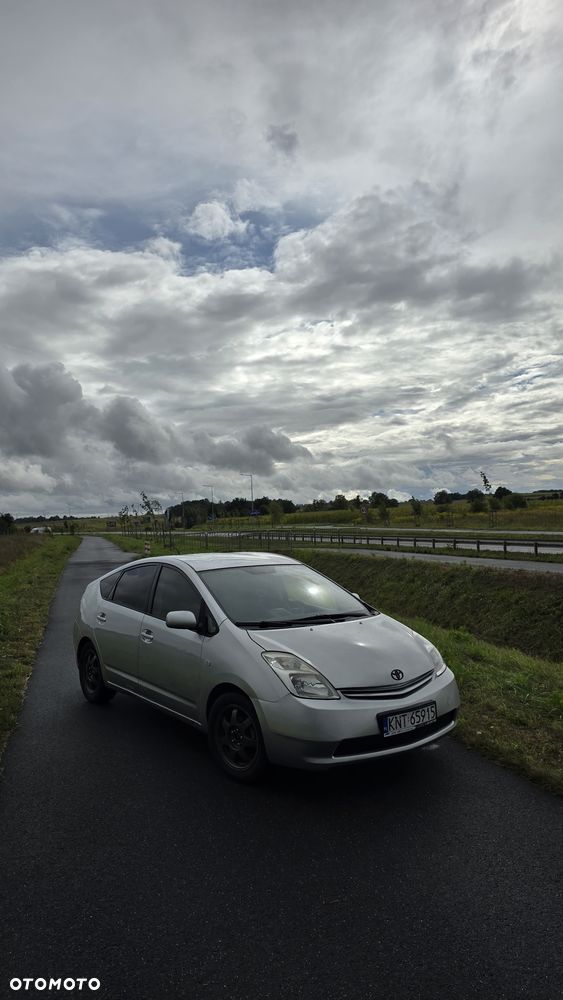 Toyota Prius 1.5 VVT-i Sol (nav) - 1