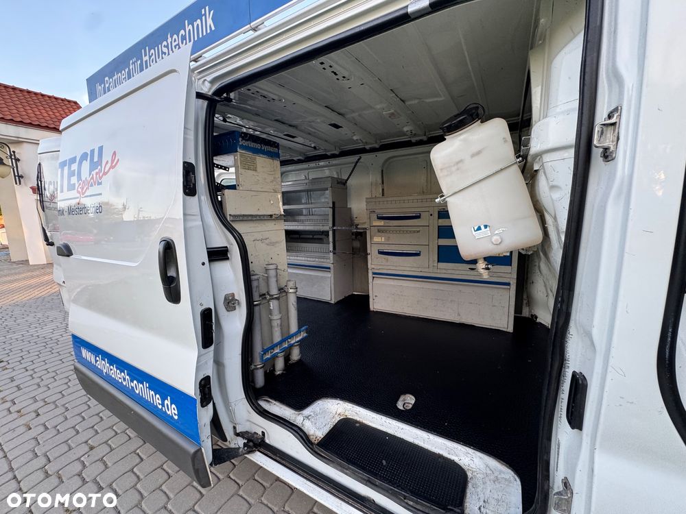 Opel Vivaro - 15
