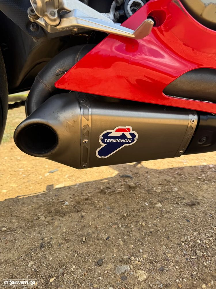 Ducati 1199 Panigale R - 9