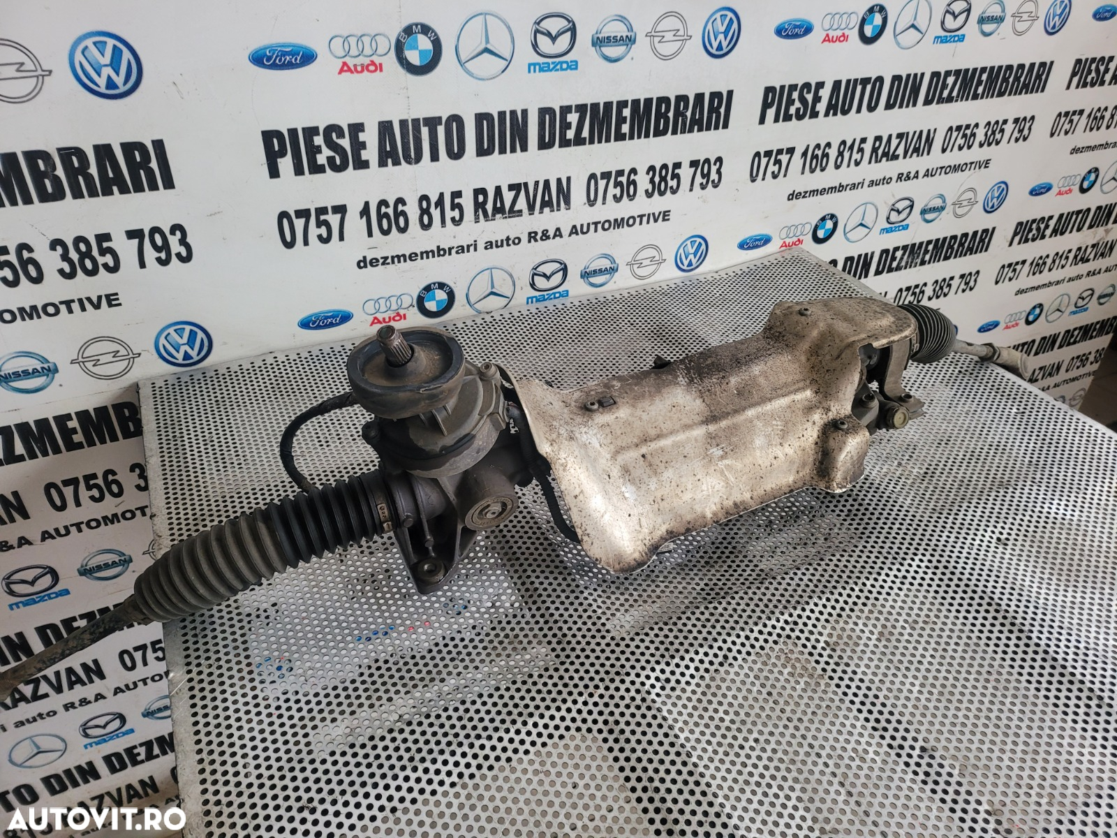 Caseta Directie Vw Golf 5 Touran Jetta Passat B6 Audi A3 8P Seat Altea Leon Skoda Octavia 2 Volan Stanga An 2004-2005-2006-2007-2008 Masina Cu 127.000 Km Nerulata In Tara - 2