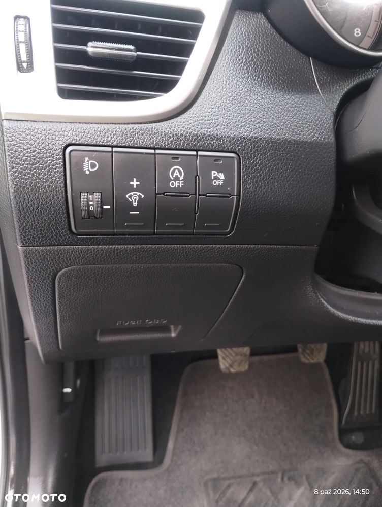 Hyundai i30 - 23
