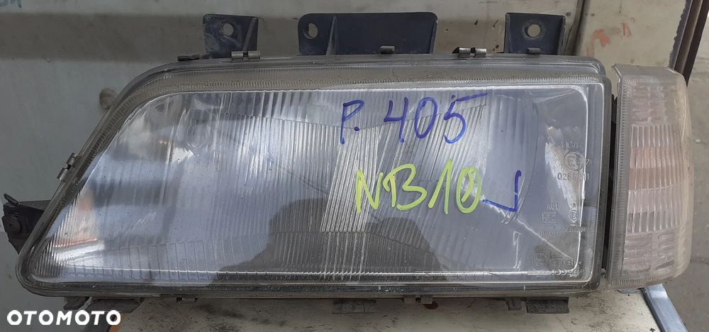 Reflektor LAMPA PRAWA PRAWY PRZÓD PEUGEOT 405 - 1