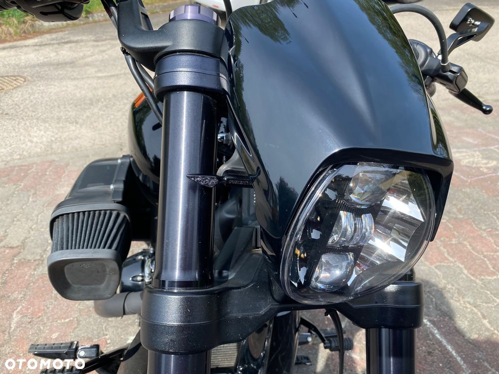 Harley-Davidson Softail FXDR - 10