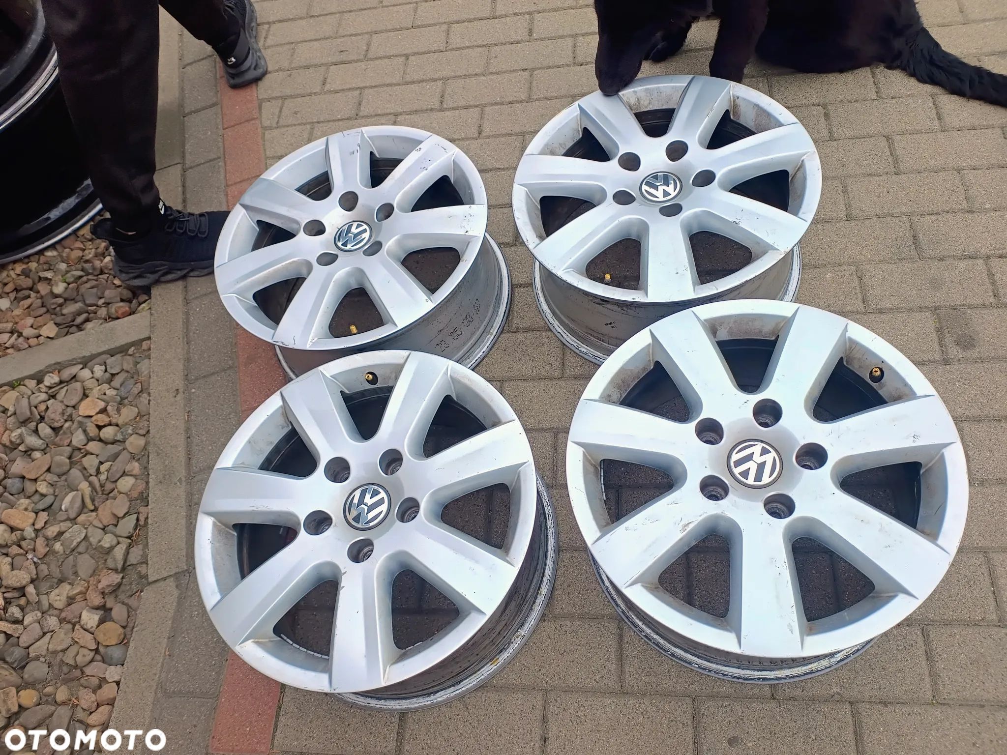 VW TUAREG 7P6601025 Felgi aluminiowe 7,5jx17H2 ET 50 - 1