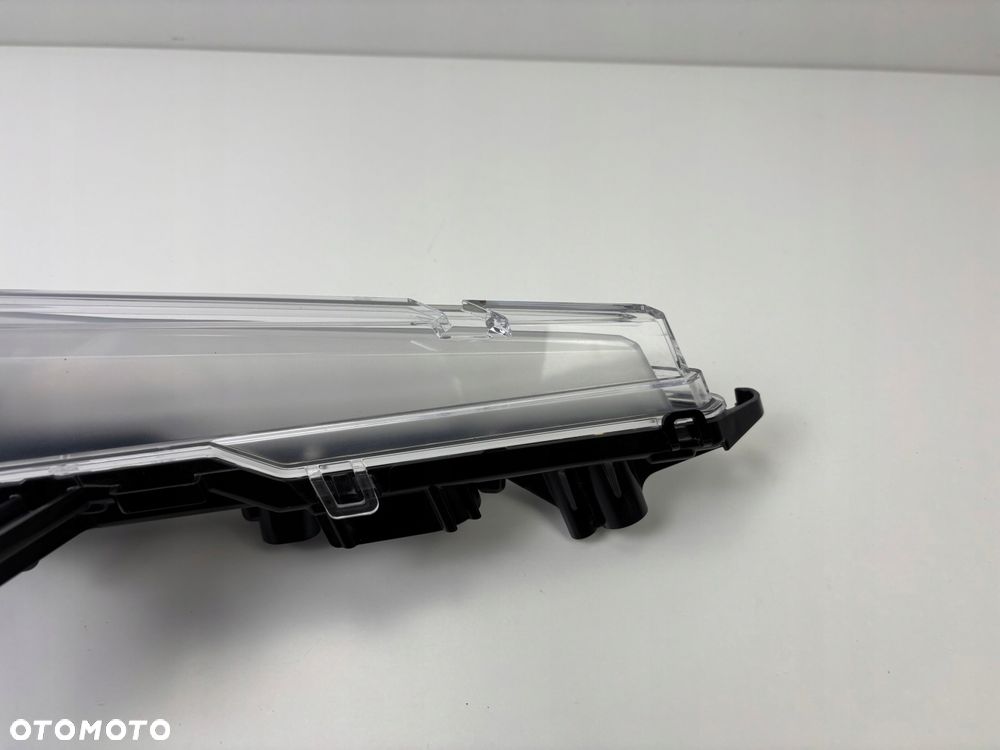 Lampa LED Prawy przód Can-Am Maverick R 2024- Oryginał - 12