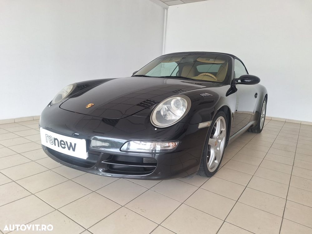 Porsche 911 Carrera 4 - 2