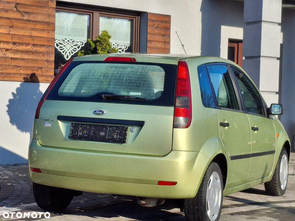 Ford Fiesta 1.3 Futura - 14