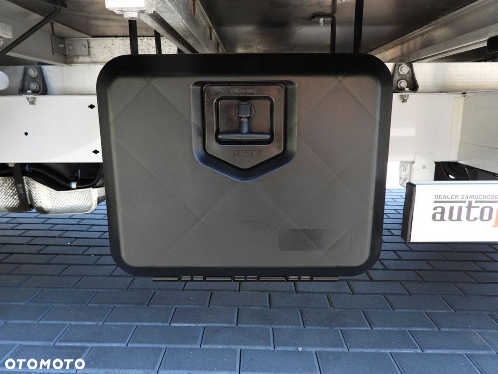 Renault MASTER  PLANDEKA 10 PALET WEBASTO TEMPOMAT LEDY PNEUMATYKA KLIMATYZACJA  165KM - 23