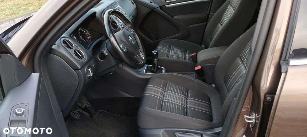 Volkswagen Tiguan 2.0 TDI DPF 4Motion Sport & Style - 26