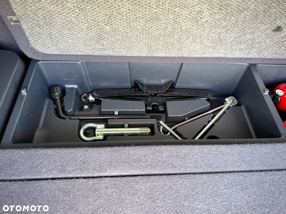 Toyota Verso 1.8 Premium MS - 26
