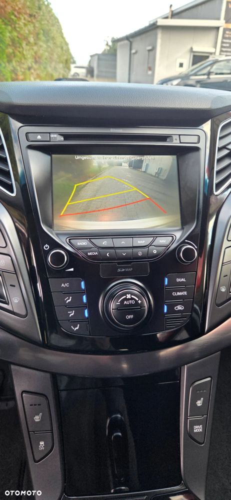 Hyundai i40 Kombi 1.7 CRDi DCT Premium - 29