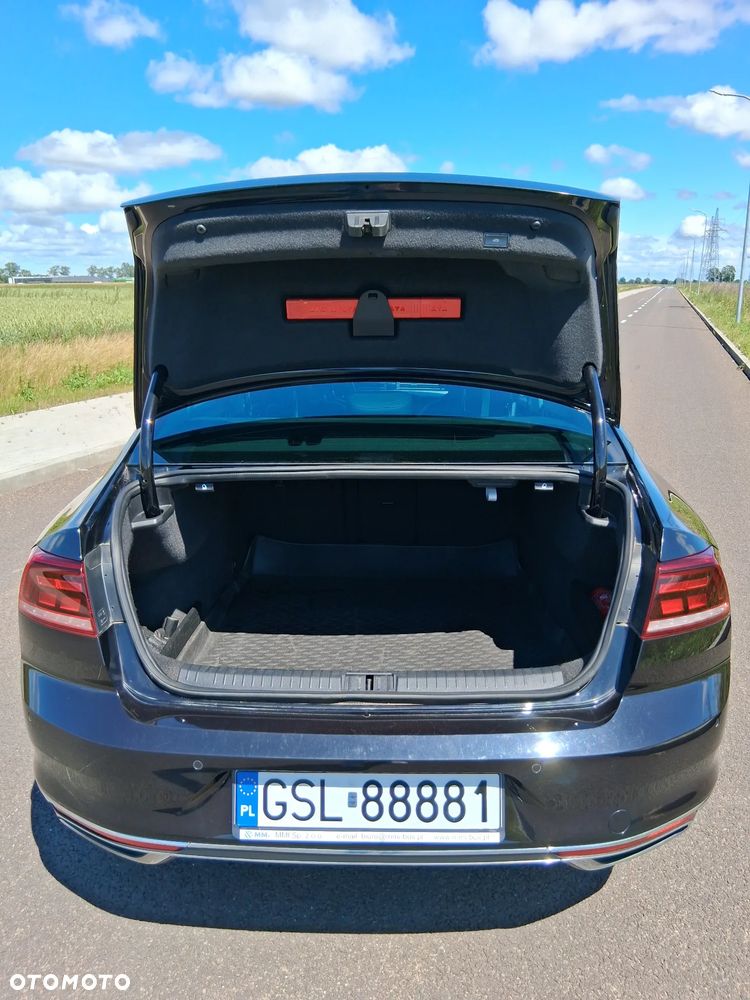 Volkswagen Passat 2.0 TSI Elegance DSG - 10