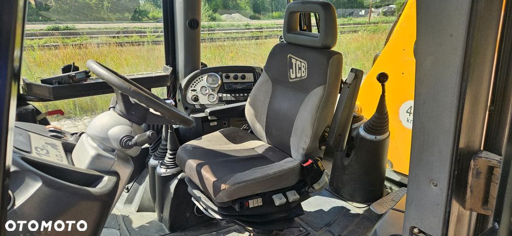 JCB 3CX - 7