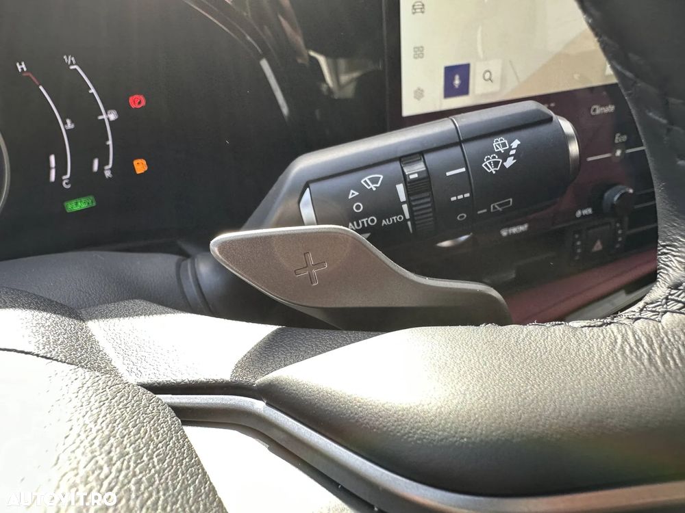 Lexus Seria NX - 23