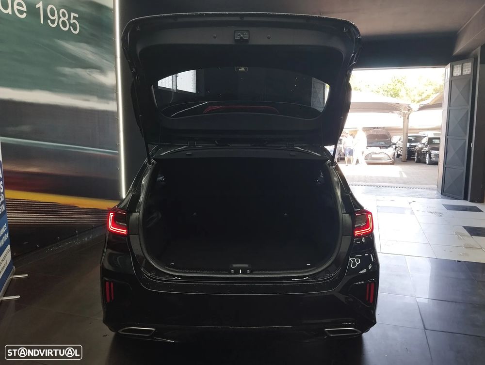 Kia Ceed 1.4 T-GDI GT Line 7DCT — fotografia 14