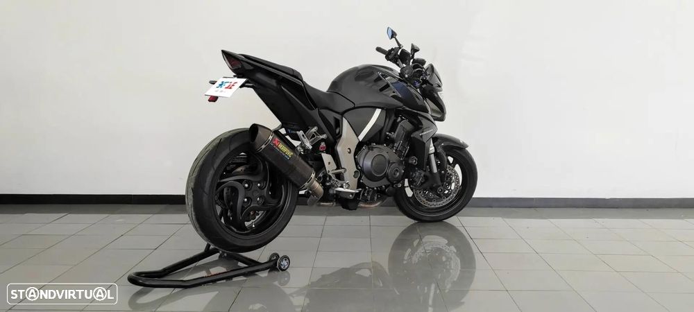 Honda CB - 2