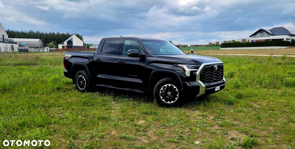 Toyota Tundra - 2