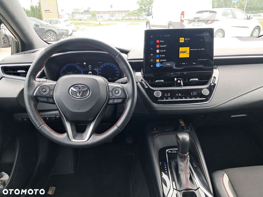 Toyota Corolla 1.8 Hybrid GR Sport - 11