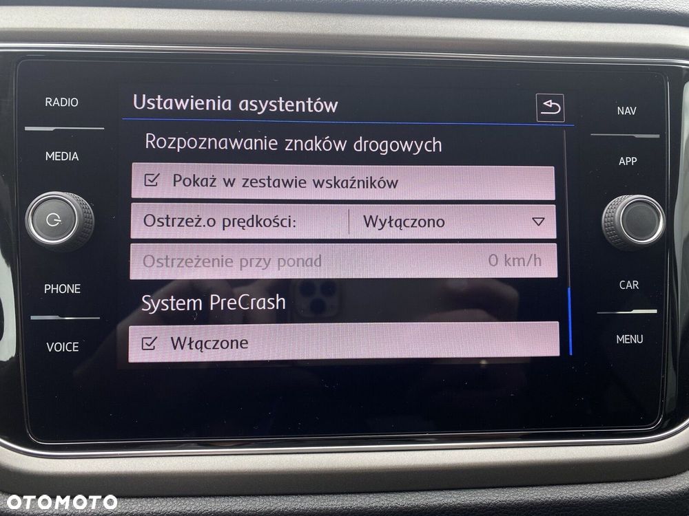 Volkswagen T-Roc - 26