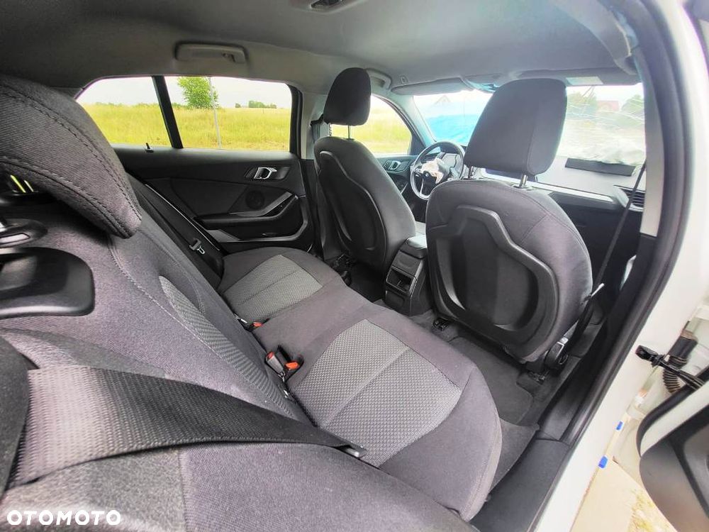 BMW Seria 1 118i Advantage - 9