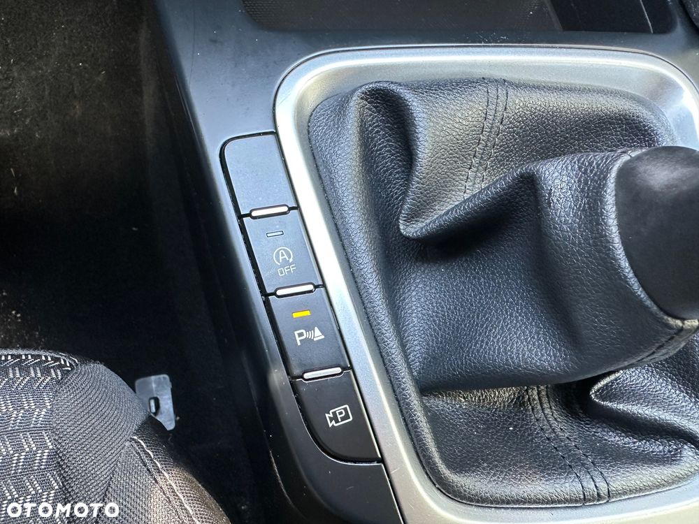 Kia Ceed 1.5 T-GDI M - 18