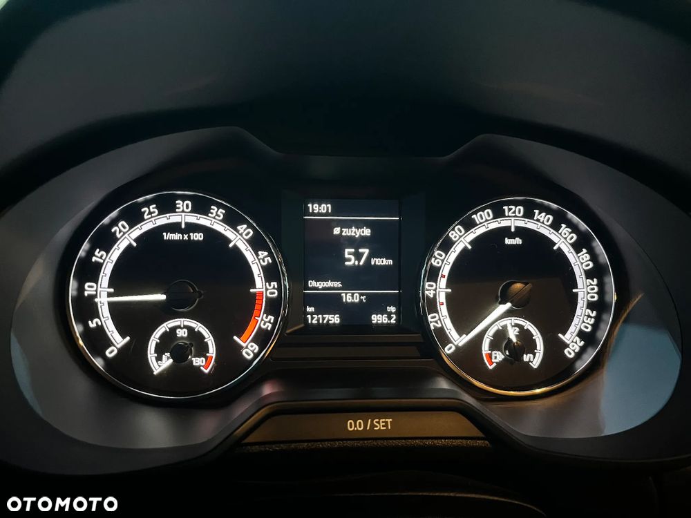 Skoda Octavia 2.0 TDI SCR Ambition - 13
