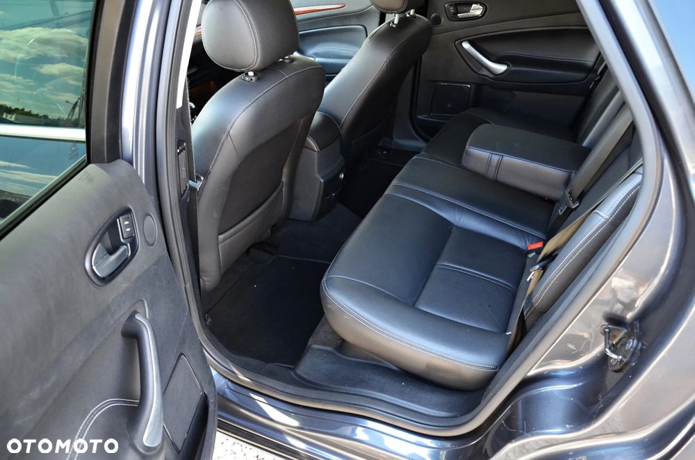 Ford Mondeo 2.0 TDCi Titanium - 29