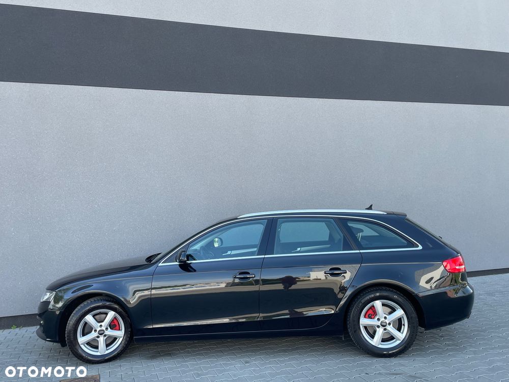Audi A4 Avant - 11