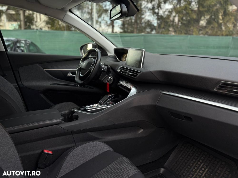 Peugeot 3008 1.6 BlueHDI FAP EAT6 STT Active - 11