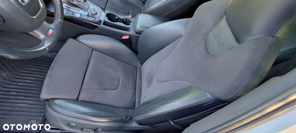 Audi S4 Avant S tronic - 18