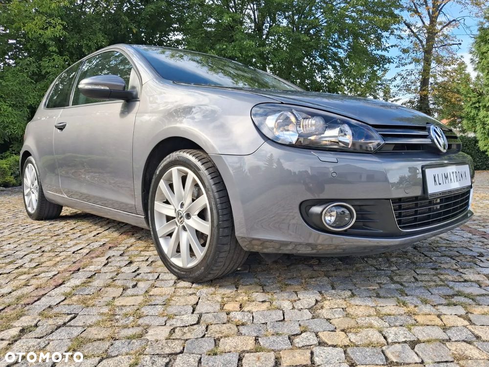 Volkswagen Golf 2.0 TDI DPF Highline - 15