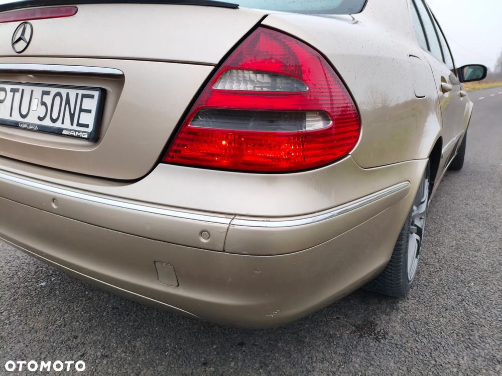 Mercedes-Benz Klasa E - 17