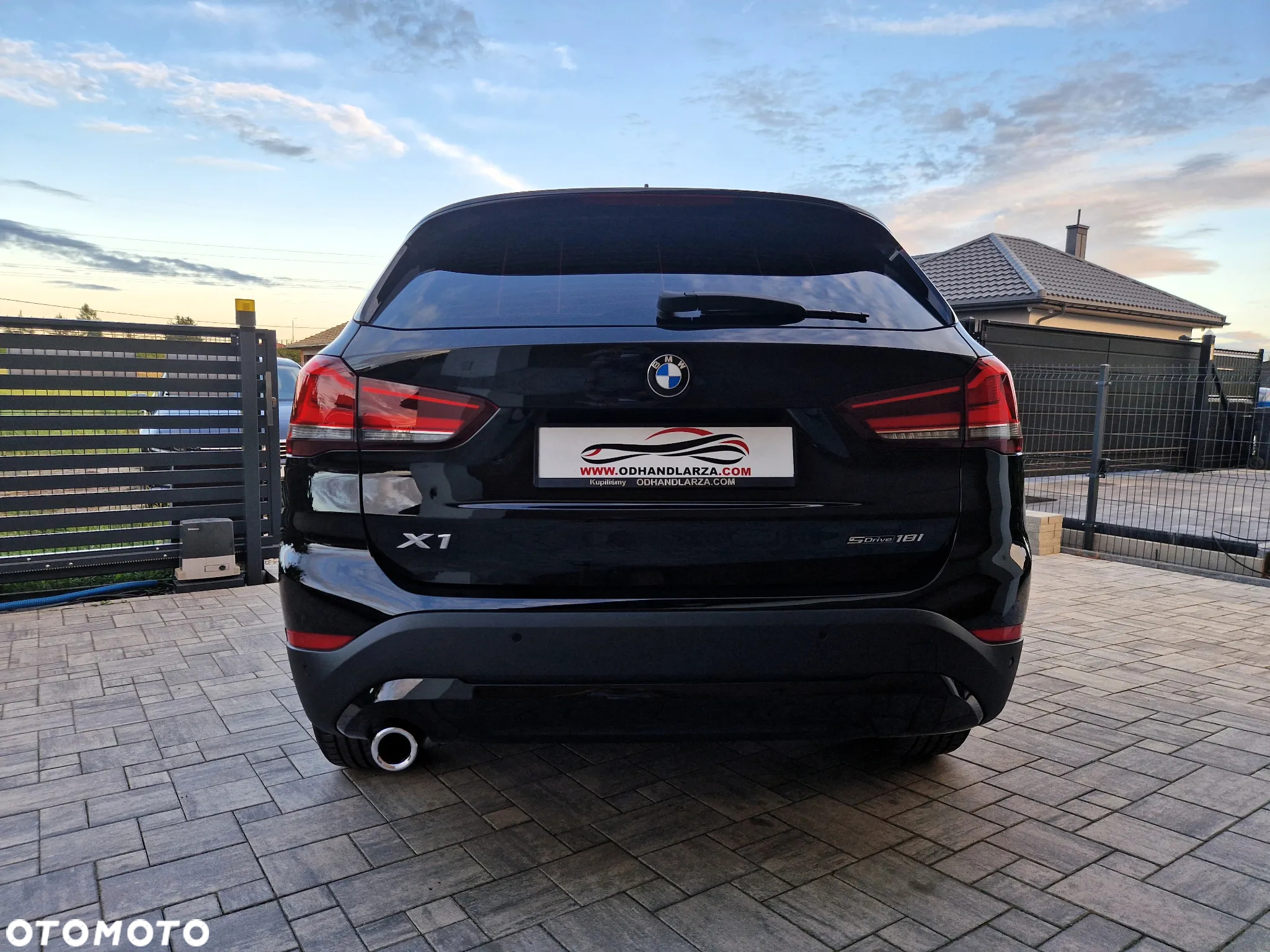BMW X1 sDrive18i Advantage - 9