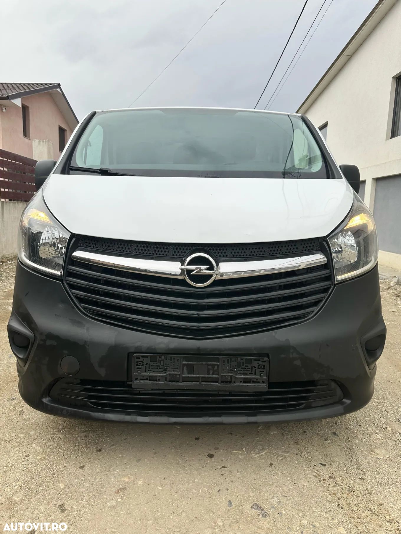 Opel VIVARO L2H1 - 1