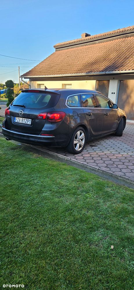 Opel Astra 2.0 CDTI DPF SportsTourer Edition - 5