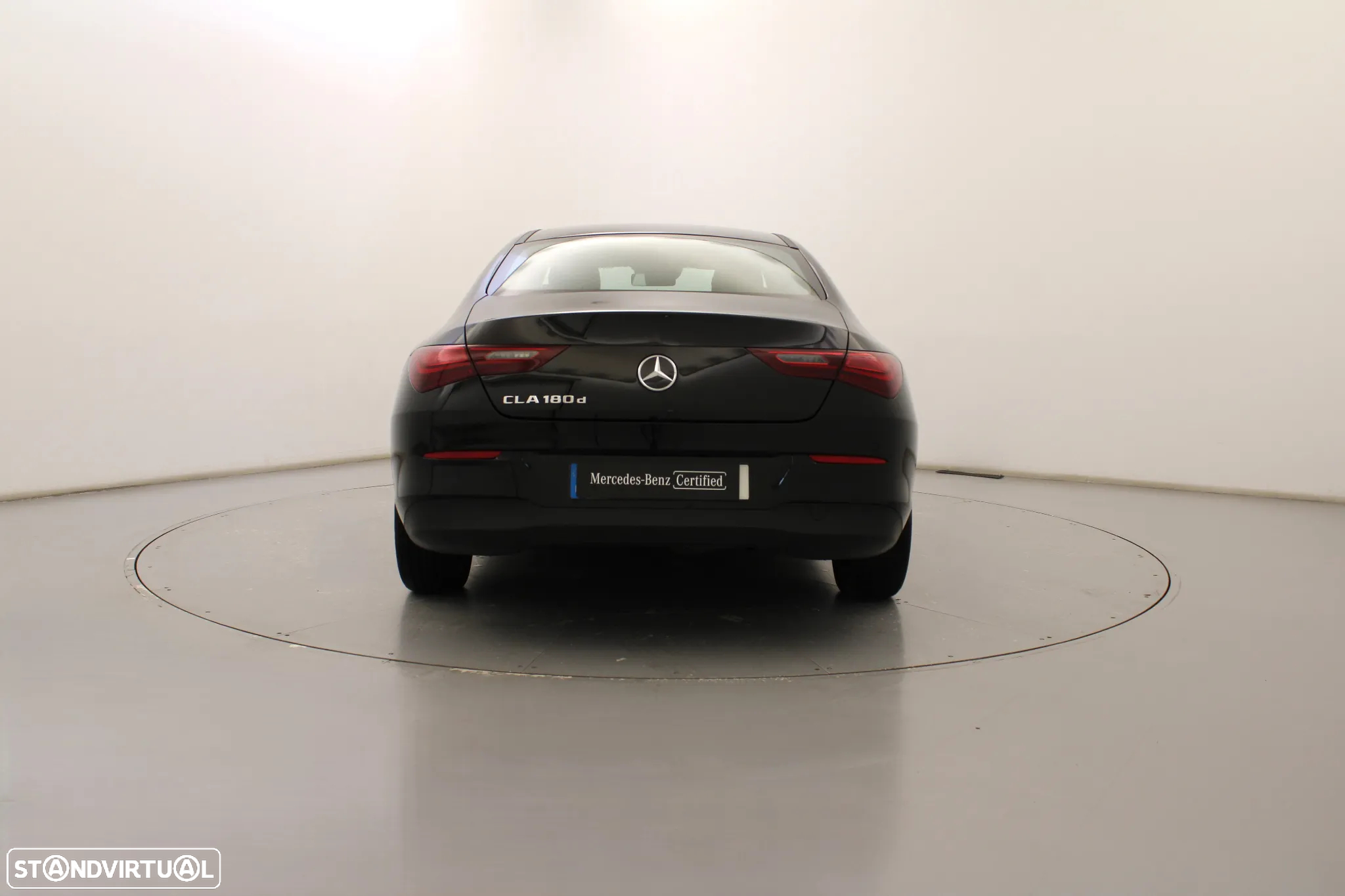 Mercedes-Benz CLA 180 d - 8