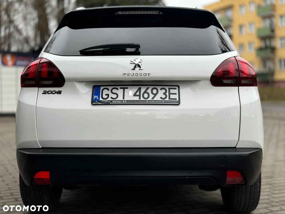 Peugeot 2008 1.6 BlueHDi Style - 25
