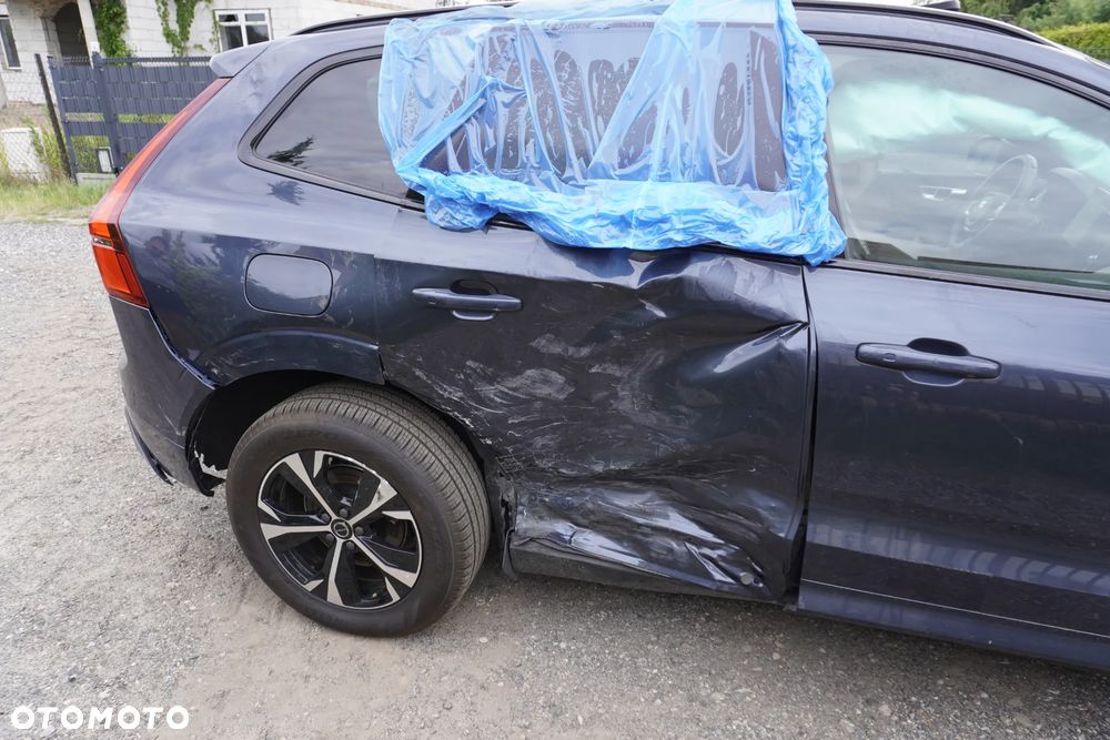 Volvo XC 60 B5 B AWD Plus Dark - 7