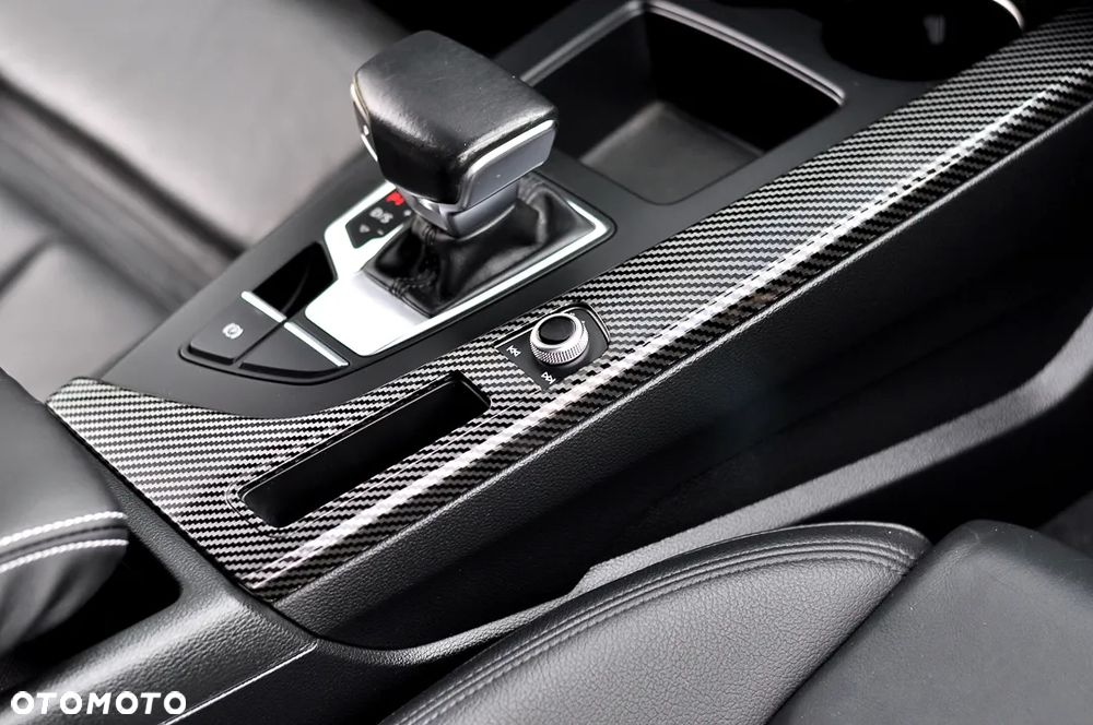Audi A4 ver-avant-35-tfsi-s-tronic-s-line - 31