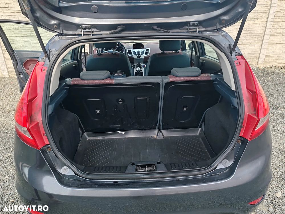 Ford Fiesta - 5