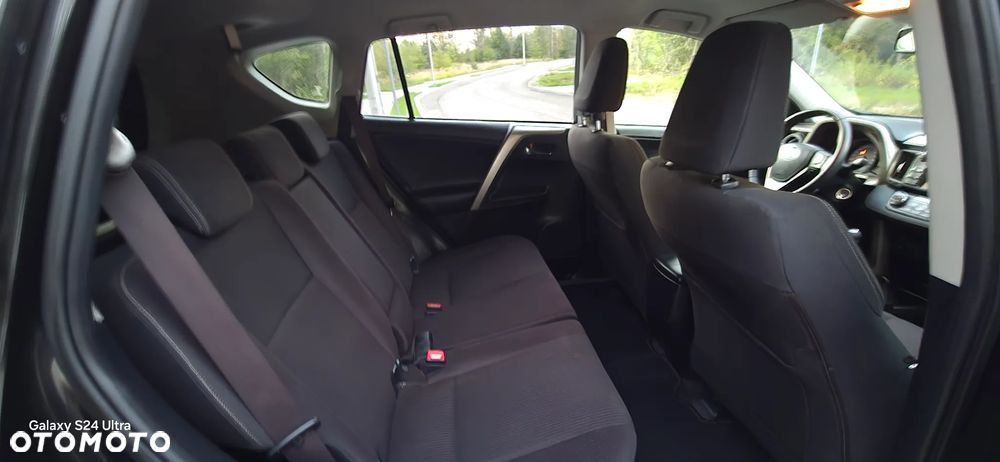 Toyota RAV4 - 18
