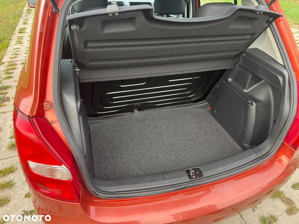Skoda Fabia 1.2 HTP MONTE CARLO - 10