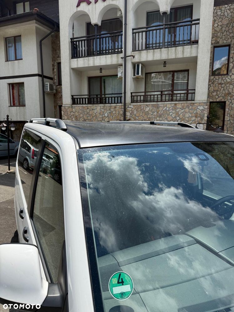 Volkswagen Multivan - 7